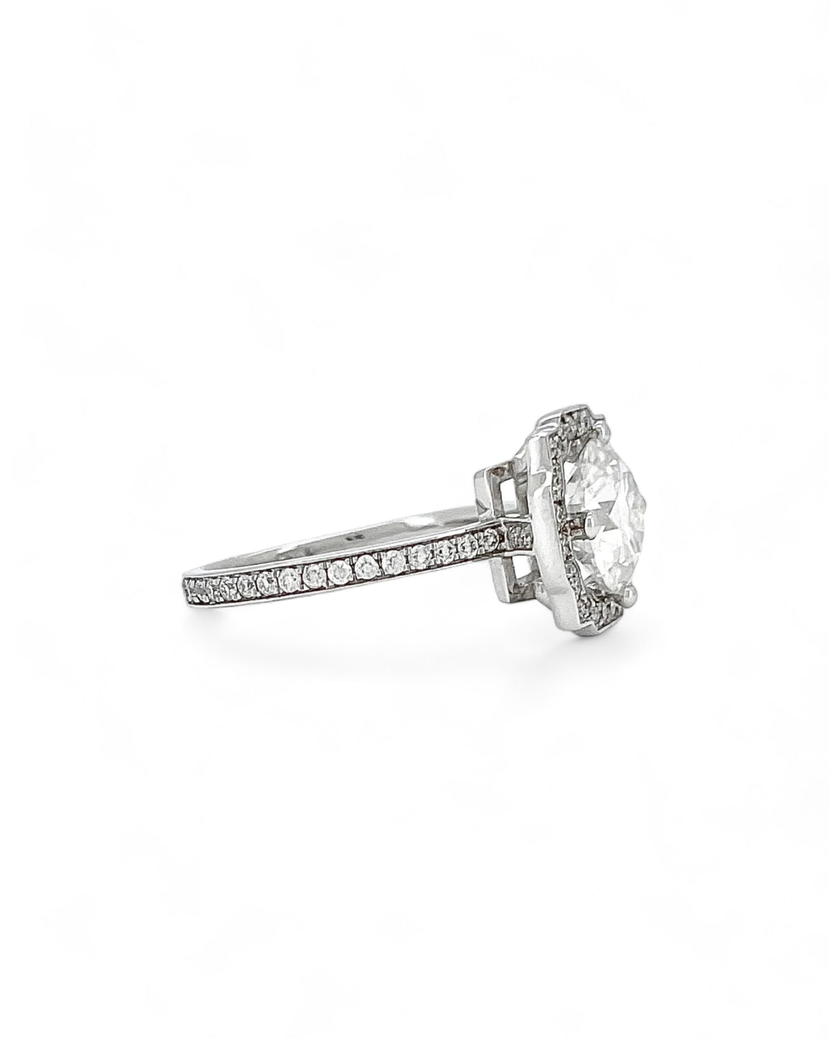 Empress Aura Moissanite Ring