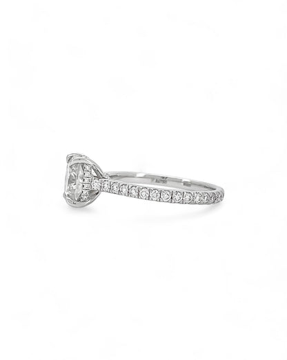 Privé Cushion Cut Moissanite Ring