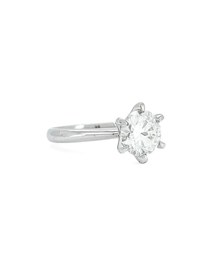 Moonlight Classic Round Moissanite Ring