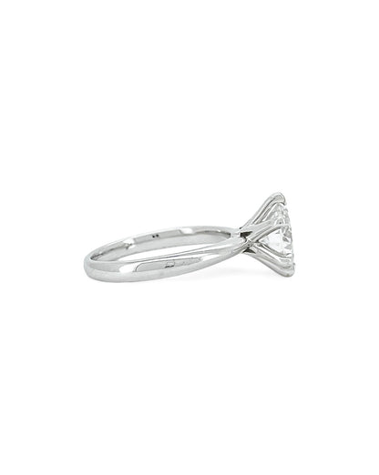 Moonlight Classic Round Moissanite Ring